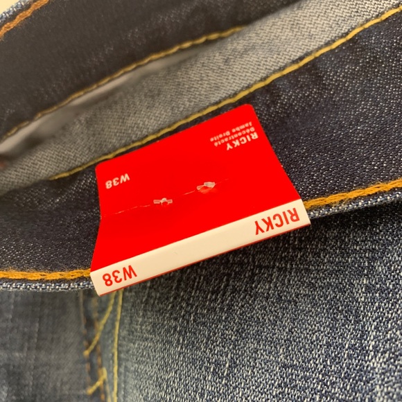 Lucky Jeans (Ricky) - Picture 2 of 3